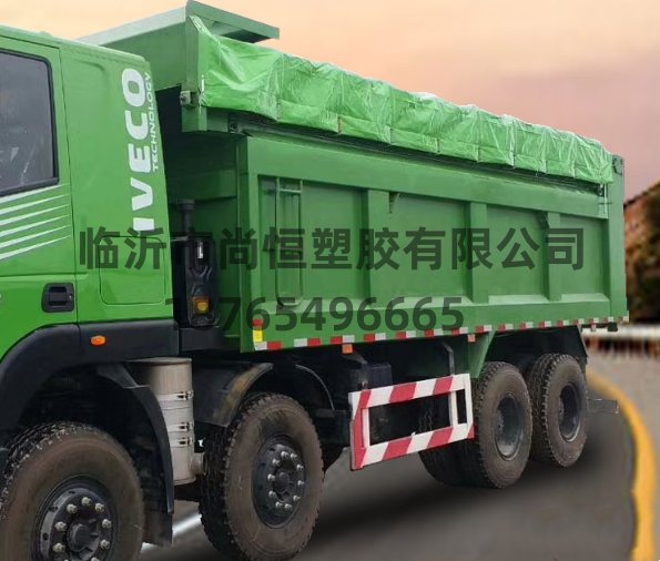 割開車頂超高裝貨？這種做法不可取還違法